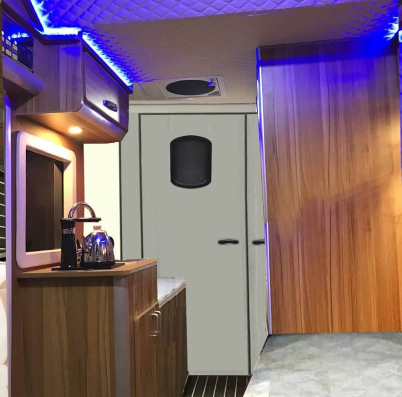  程力威牌CLW5033XLJB5型旅居車