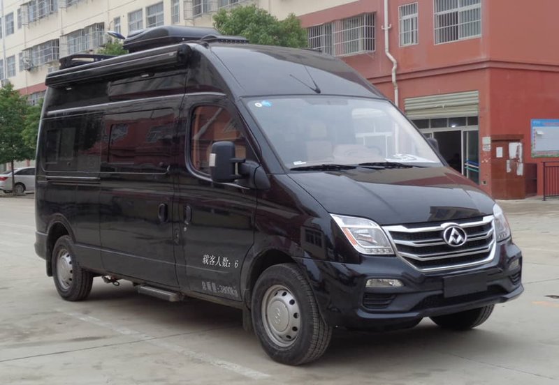 程力威牌CLW5049XLJS5型旅居車