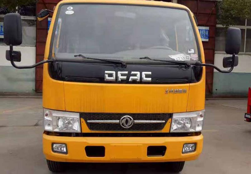 程力威牌CLW5040TBAD5型搬家作業(yè)車