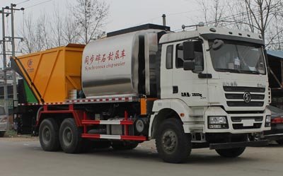 程力威牌CLW5250TFCS5型同步碎石封層車