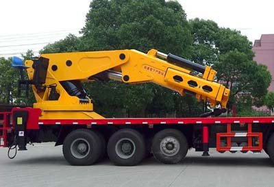 程力威牌CLW5501JQZZ5型汽車起重機