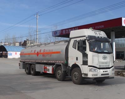 程力威牌CLW5310GRYLC5型鋁合金易燃液體罐式運(yùn)輸車