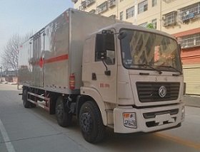 程力威牌CLW5255XRQE5型易燃?xì)怏w廂式運輸車