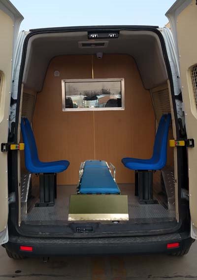 程力威牌CLW5030XSCJ5型傷殘運送車