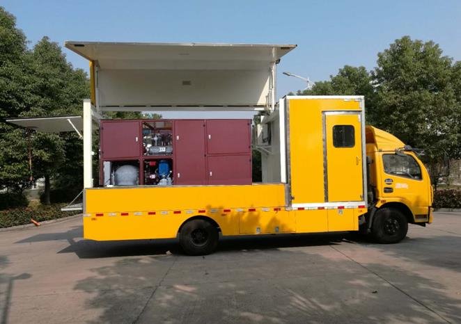程力威牌CLW5090XJC5型檢測(cè)車