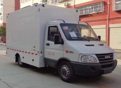程力威牌CLW5041XJCN5型檢測(cè)車(chē)