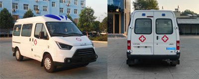 程力威牌CLW5043XJHJ5型救護(hù)車