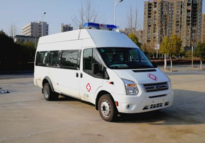 程力威牌CLW5042XJHJ5型救護車