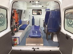 程力威牌CLW5045XJHJ5型救護車