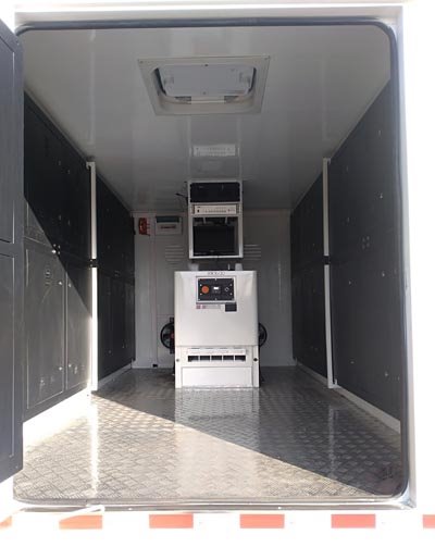 程力威牌CLW5041XXCZ5型宣傳車