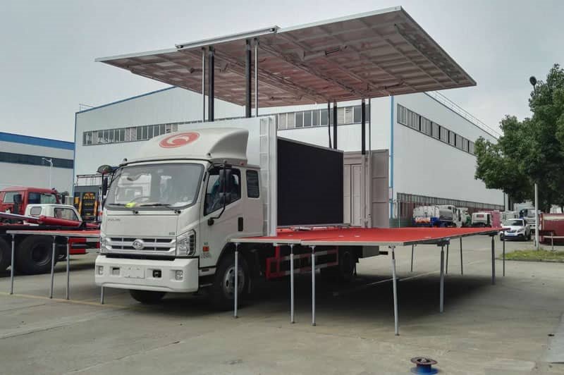 程力威牌CLW5140XWTB5型舞臺車
