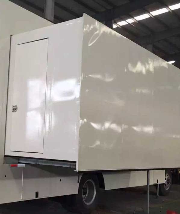 程力威牌CLW5041XWTE5型舞臺車