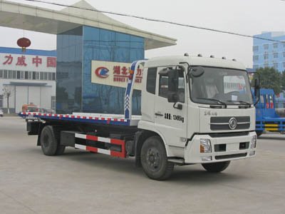 程力威牌CLW5120TQZD5型清障車