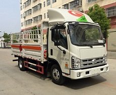 程力威牌CLW5041TQPB5型氣瓶運輸車