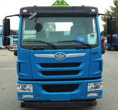 程力威牌CLW5160GYYC5型運(yùn)油車