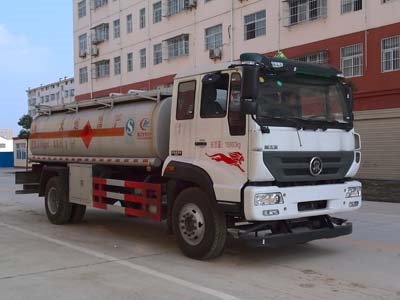 程力威牌CLW5168GJYZ5型加油車