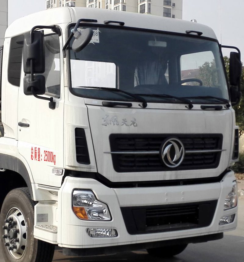 東風天龍后雙橋壓縮式垃圾車