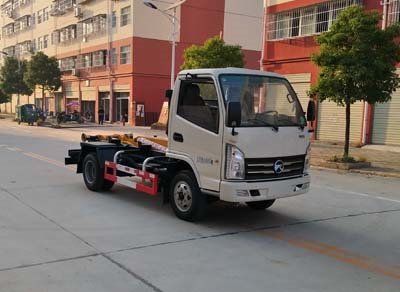 程力威牌CLW5042ZXXK5型車(chē)廂可卸式垃圾車(chē)