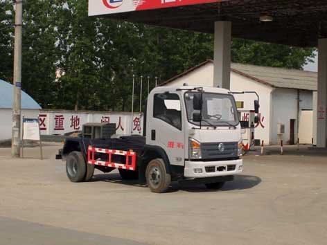 程力威牌CLW5070ZXXE5型車(chē)廂可卸式垃圾車(chē)