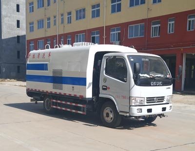 程力威牌CLW5070GQXE5型護欄清洗車