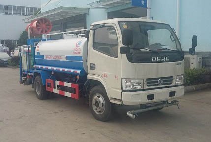 程力威牌CLW5071GPSE5型綠化噴灑車