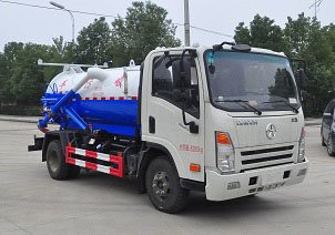 程力威牌CLW5080GXWCG5型吸污車(chē)