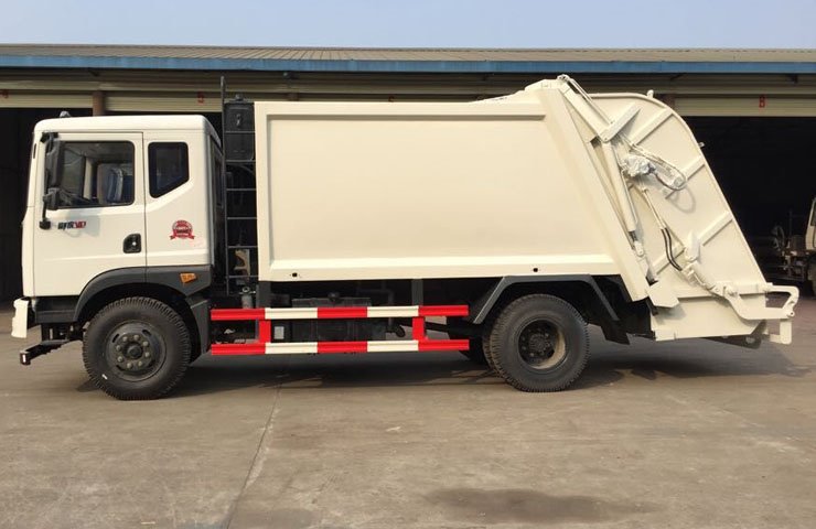 東風(fēng)145壓縮式垃圾車
