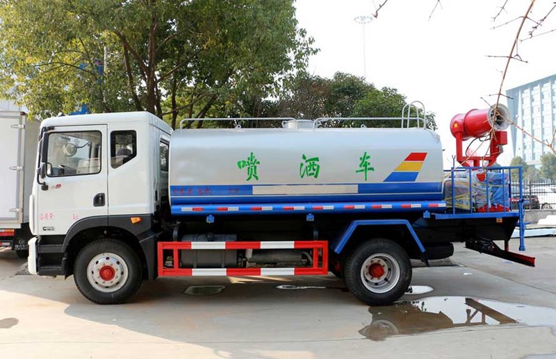 東風(fēng)D9抑塵車