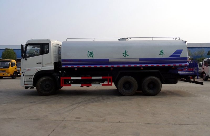 東風(fēng)天龍20噸灑水車(chē)