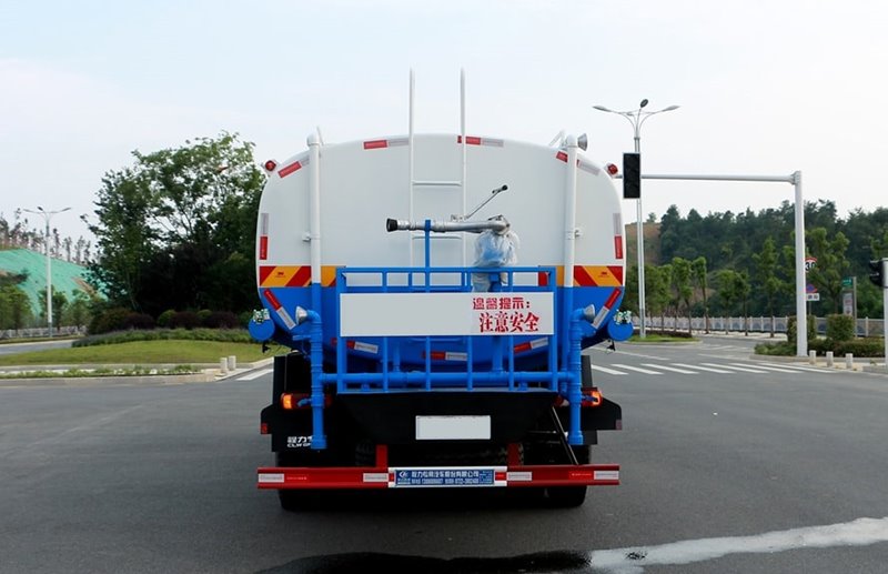 東風153新款20噸灑水車