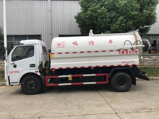 楚勝牌8方清洗吸污車