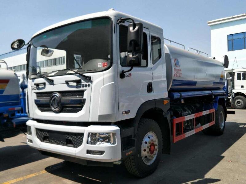 灑水車的具體運(yùn)用以及注意細(xì)節(jié)