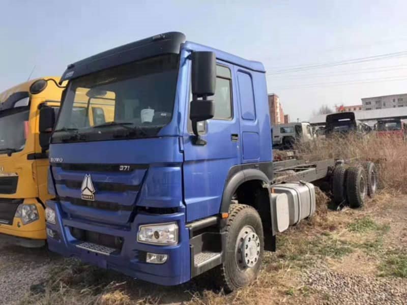 豪沃單驅(qū)牽引車