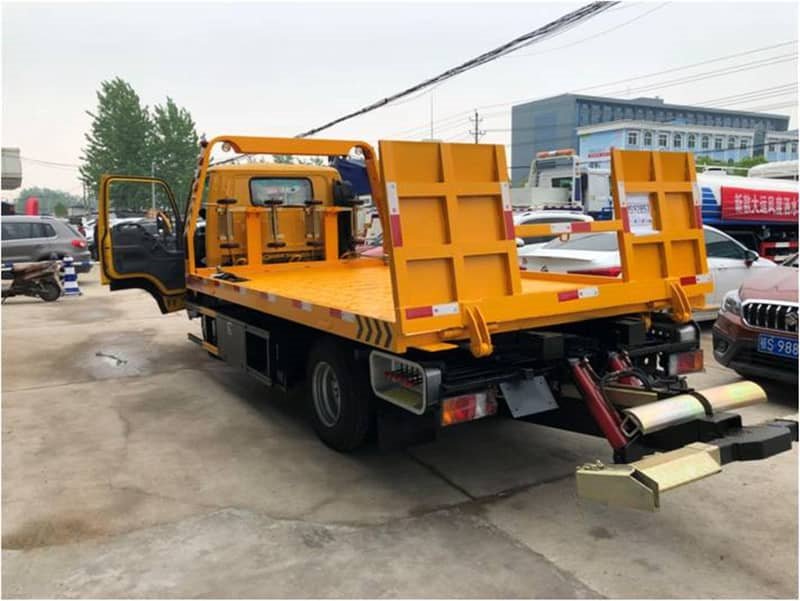  慶鈴五十鈴藍(lán)牌一拖二清障車