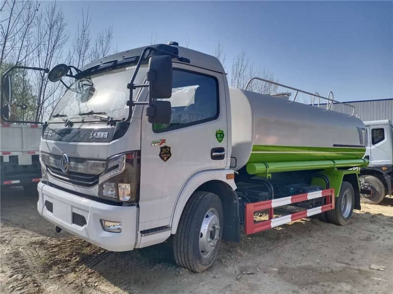 東風國六灑水車