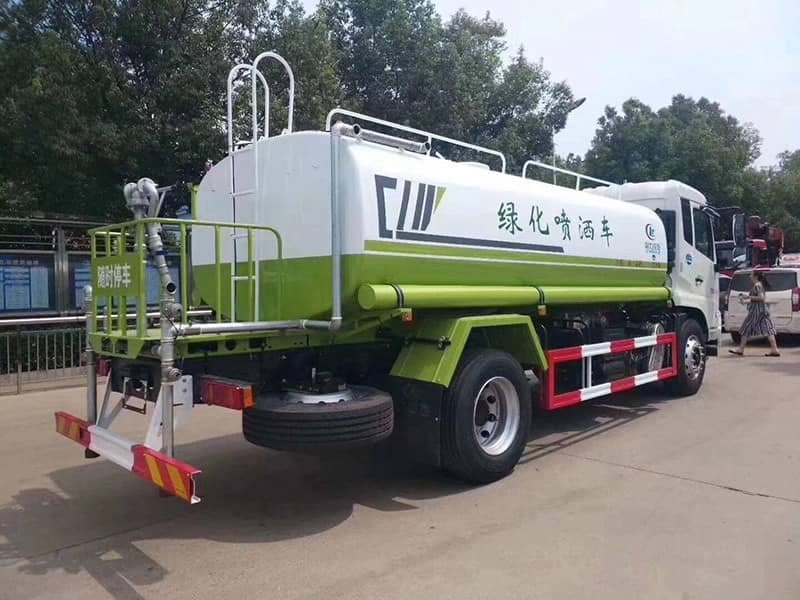 東風(fēng)天錦國六12方灑水車