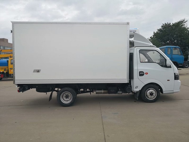 東風(fēng)國(guó)六冷藏車-國(guó)六時(shí)代環(huán)保達(dá)標(biāo)車型
