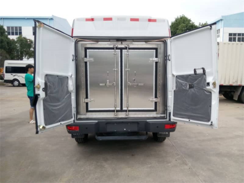 面包冷藏車(chē)廂體材質(zhì)有哪些講究？