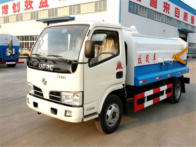 東風(fēng)5方側(cè)裝掛桶式垃圾車