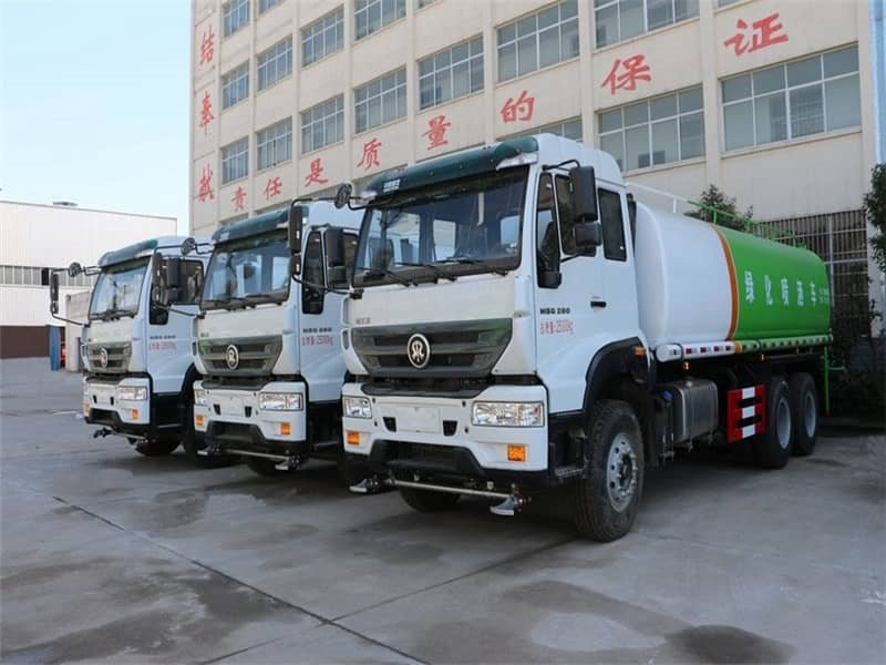 重汽18噸綠化灑水車