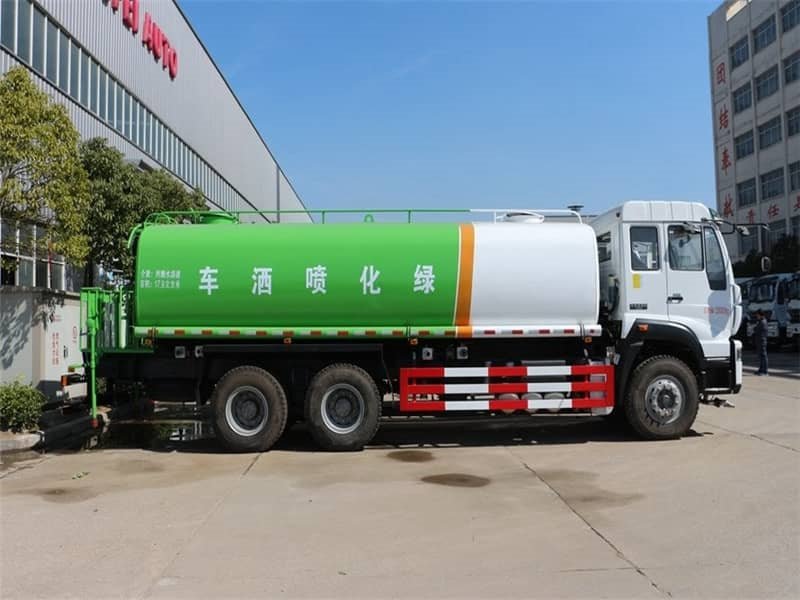 重汽18噸綠化灑水車