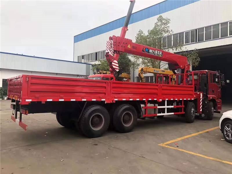 陜汽德龍前四后八14噸隨車(chē)吊
