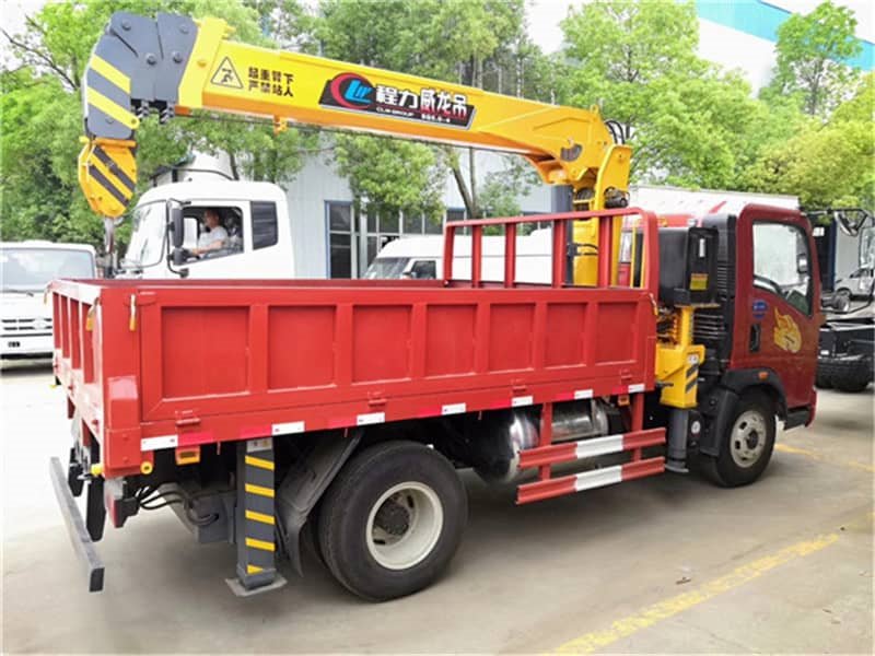 程力重汽5噸隨車吊