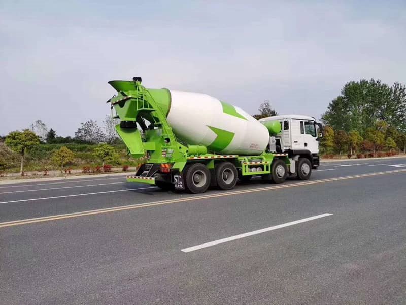 廣東梅州汕德卡10方輕量化攪拌車現(xiàn)車供應(yīng)