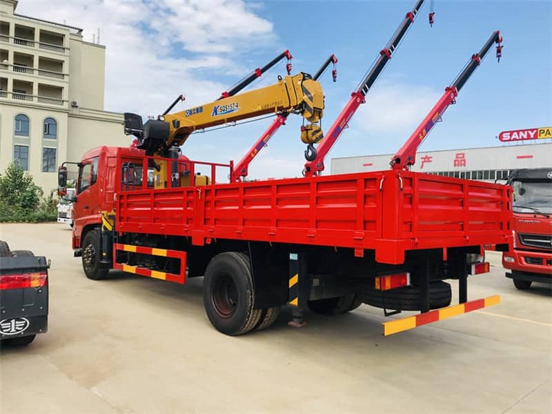 東風(fēng)天錦6.3噸隨車吊