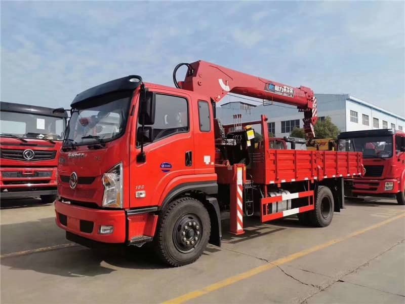東風(fēng)隨車吊怎么樣呢？