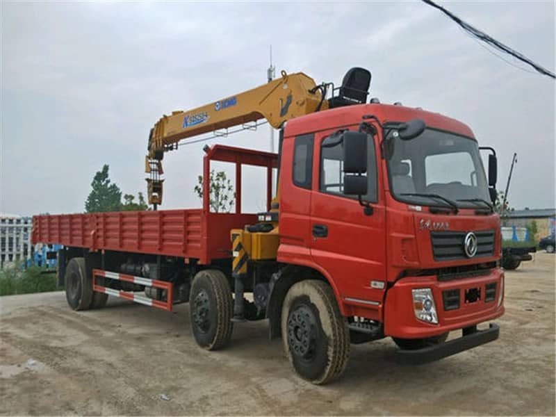 東風(fēng)專底徐工10噸隨車吊