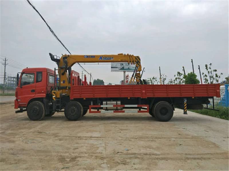 東風(fēng)專底徐工10噸隨車吊