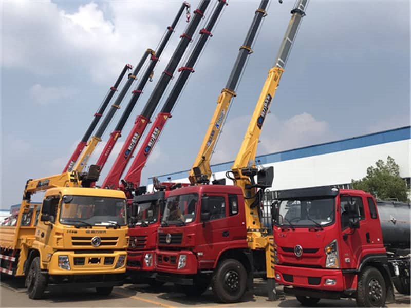 隨車吊養(yǎng)護(hù)小常識
