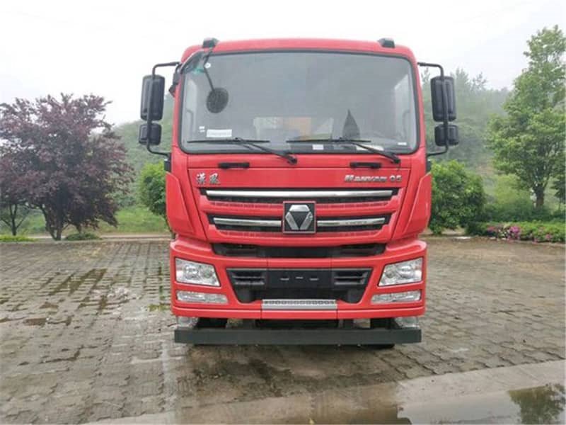 徐工漢風(fēng)12噸爬梯隨車(chē)吊